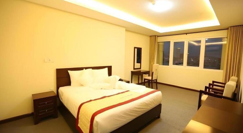 Tien Sa Hotel Da Nang Exterior photo