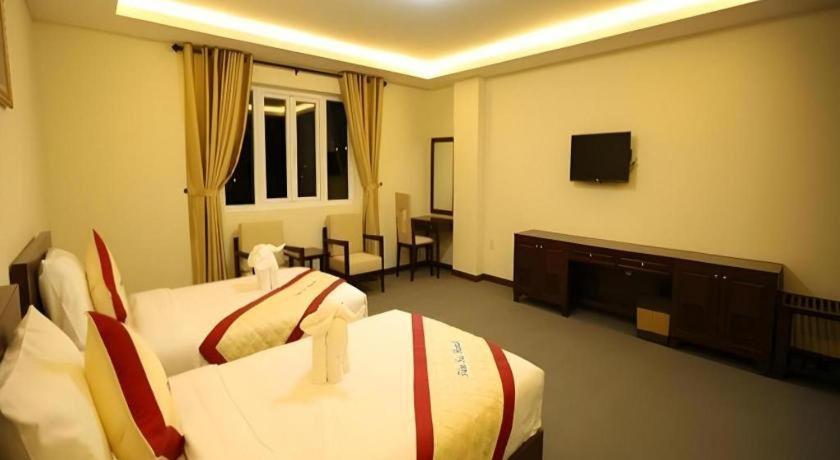 Tien Sa Hotel Da Nang Exterior photo